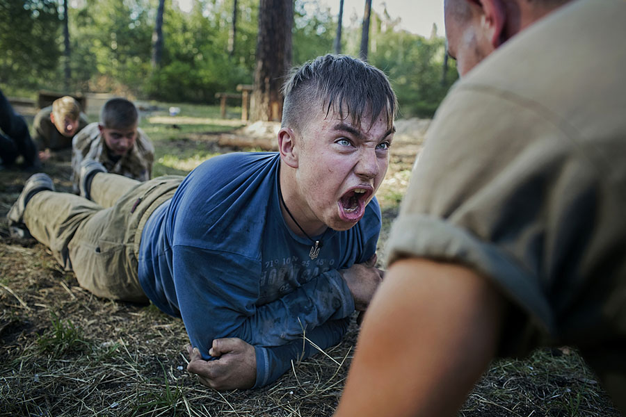 Ukraine: Und sie sollen Krieger werden | © Alex Masi (freier Fotograf)