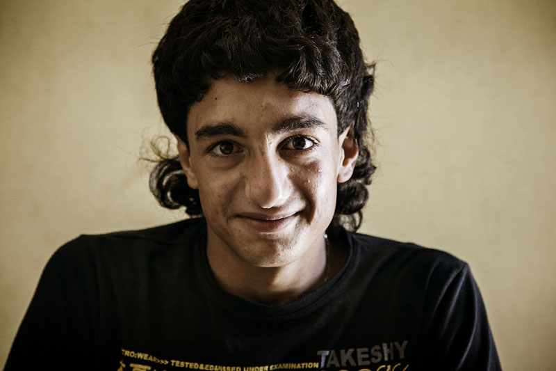 Libanon: Weshalb Mohammed das Schwimmen so liebt | © Laura Boushnak (Freie Fotografin, Rawiya Collective) Libanon: Weshalb Mohammed das Schwimmen so liebt | © Laura Boushnak (Freie Fotografin, Rawiya Collective)