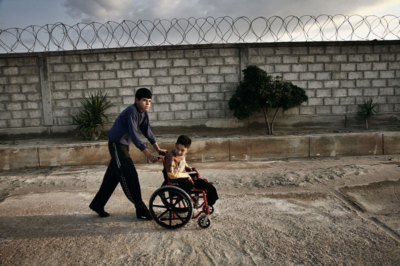 Lebanon: Mohammed loves to swim | © Laura Boushnak (Freelance Photographer, Rawiya Collective) 