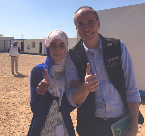 Saja mit UNICEF-Geschäftsführer Christian Schneider | © UNICEF/Schneider Sechs Jahre Syrienkrieg: Saja mit UNICEF-Geschäftsführer Christian Schneider