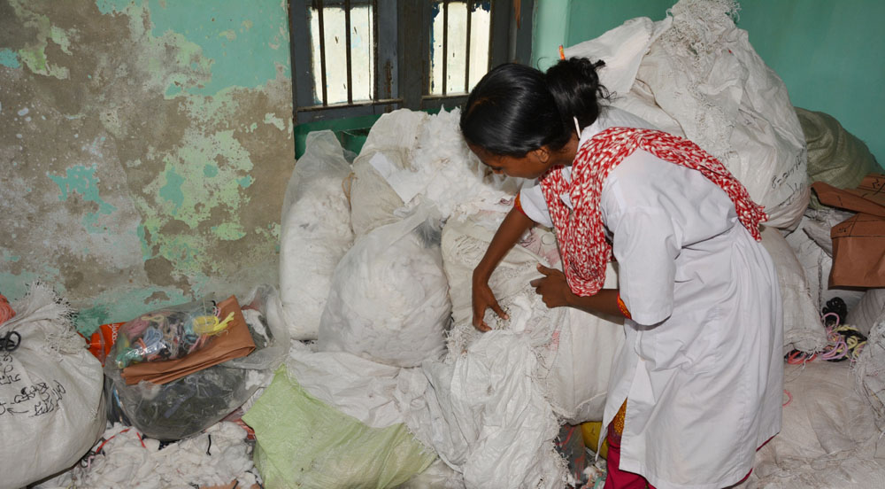 Bangladesch: monatlich wird Baumwolle an den Club geliefert