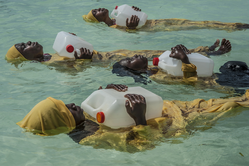 Zanzibar : On the girls’ right not to drown | © Anna Boyiazis, USA (Freelance Photographer) Zanzibar : On the girls’ right not to drown