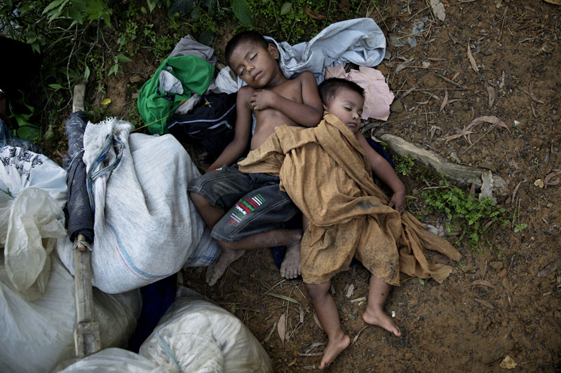 Bangladesh: Waiting with their last ounce of strength | © Jacob Ehrbahn, Denmark (for Politiken) Bangladesh: Waiting with their last ounce of strength