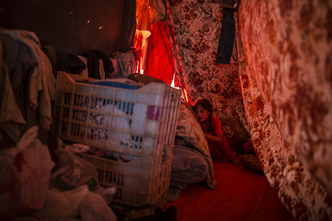Syrien-Krieg: Zahra in ihrem Zelt im Flüchtlingslager in Jordanien