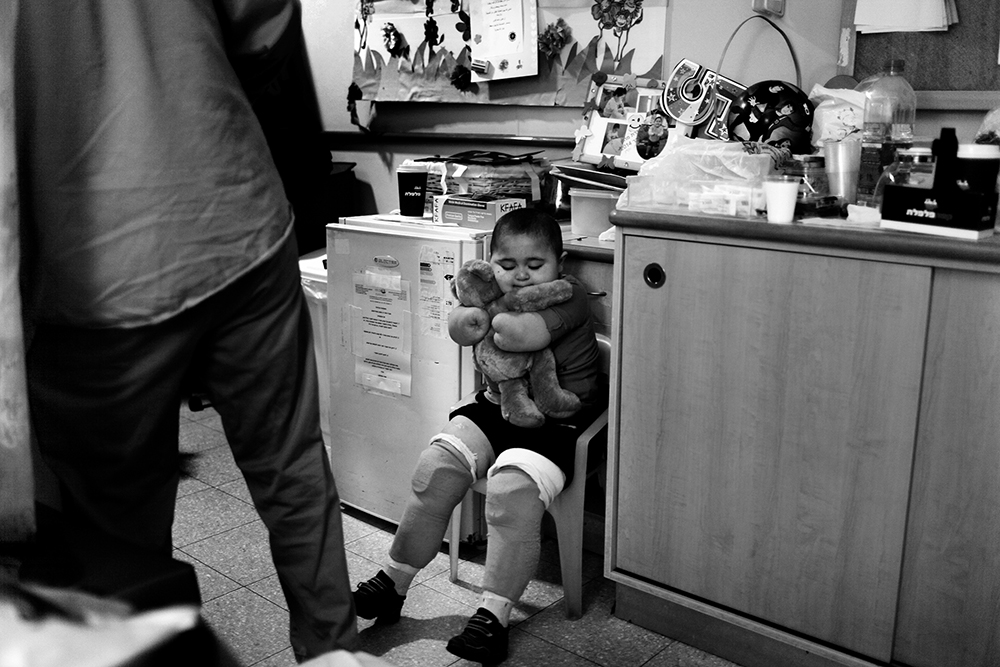 Israel/Palestine: Muhi’s peaceful courage in the midst of war | © Rina Castelnuovo, Israel (Freelance Photographer) Israel/Palestine: Muhi’s peaceful courage in the midst of war