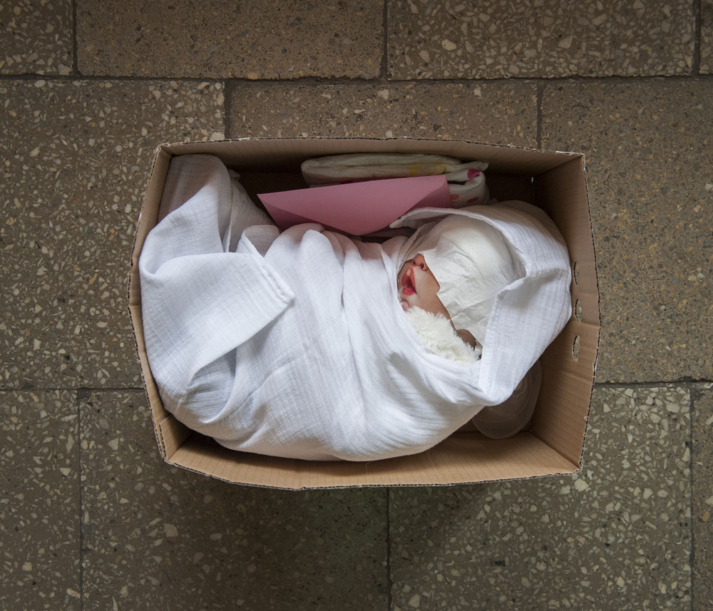 Polen: Trostsuche bei Babys aus Vinyl | © Karolina Jonderko, Polen (Napo Images) Polen: Trostsuche bei Babys aus Vinyl