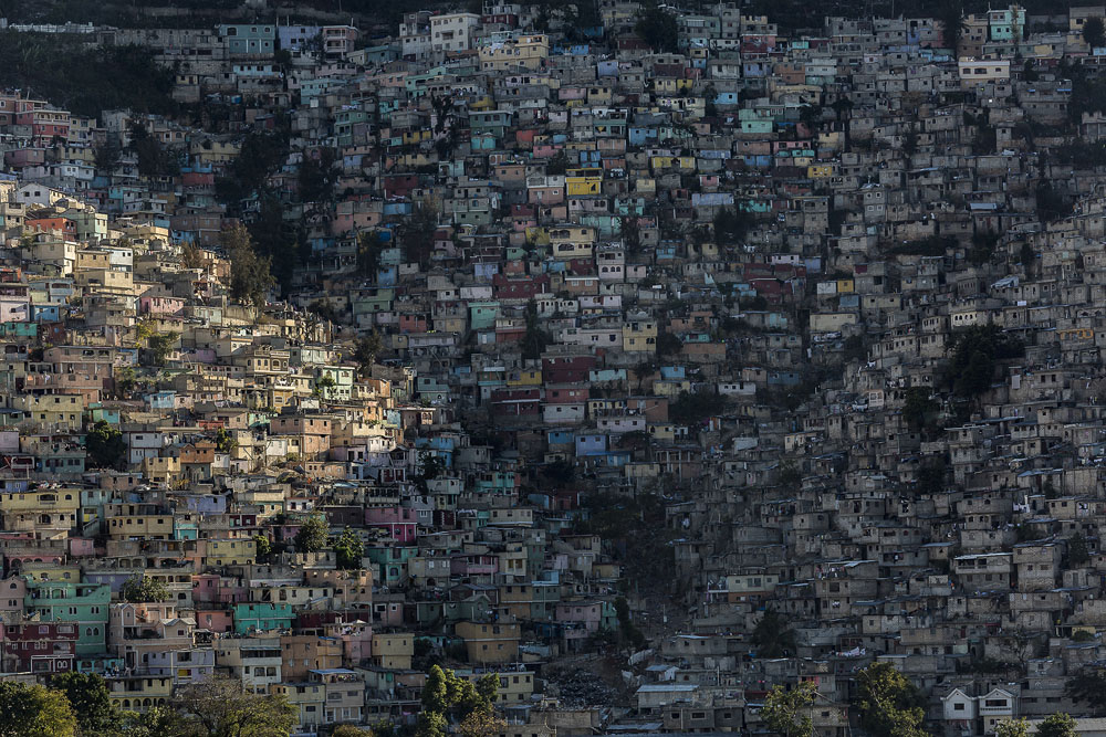 Haiti: Im Elend die Würde bewahren | © Tariq Zaidi, Großbritannien (Caters News Agency, Getty Images) Haiti: Im Elend die Würde bewahren