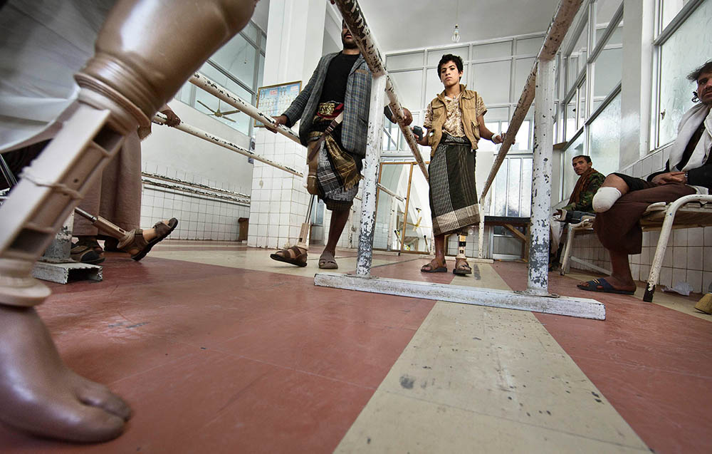 Yemen: Between life and death | © Veronique de Viguerie, France (Freelance Photographer) Yemen: Between life and death