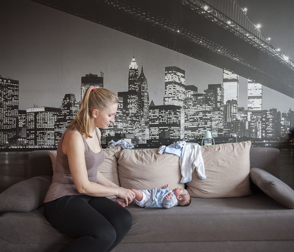 Poland: Looking for solace in vinyl babies | © Karolina Jonderko, Poland (Napo Images) Poland: Looking for solace in vinyl babies