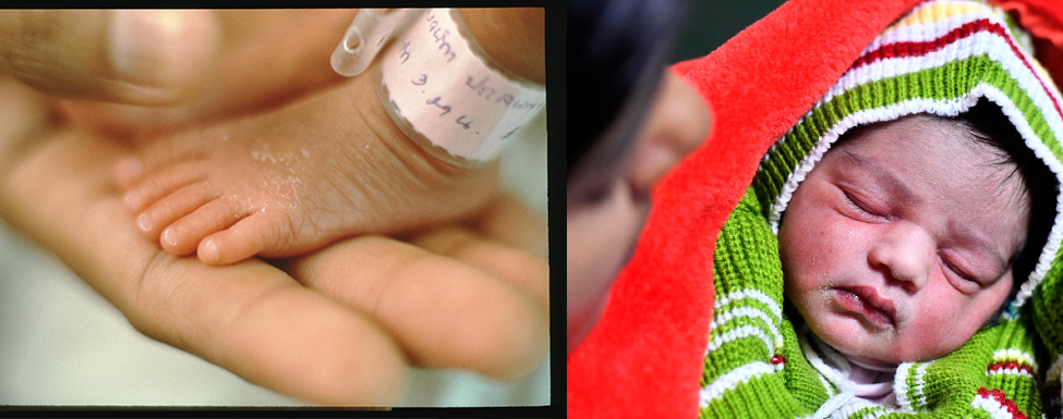Collage: Ein Babyfuß auf der Hand seiner Mutter und ein Neugeborenes in Decken gewickelt.