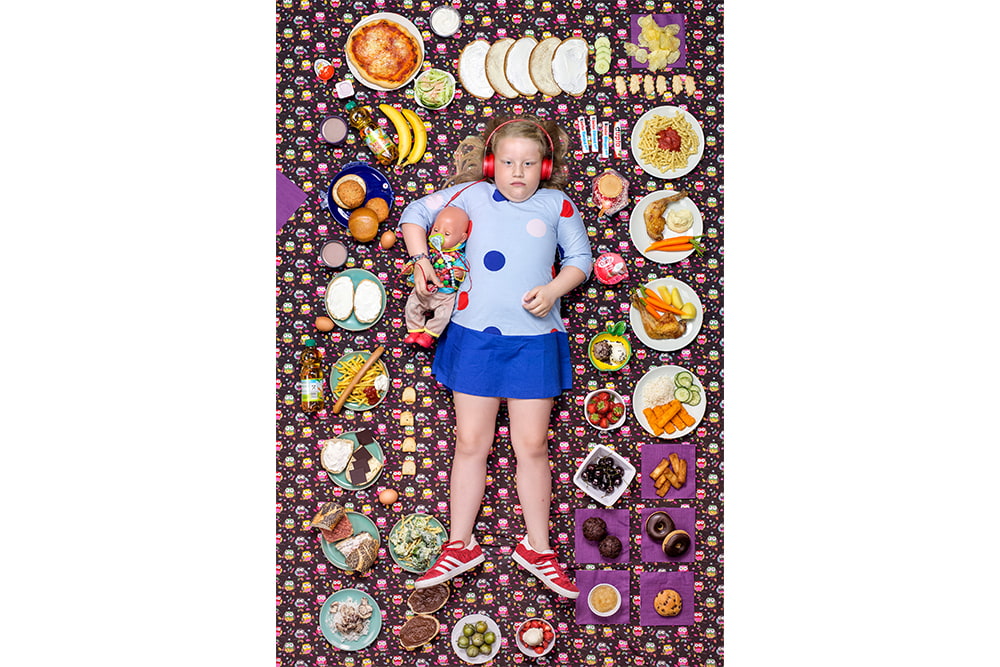 Vier Kontinente: Was die Kinder essen (wenn sie zu essen haben) | © Gregg Segal, USA (Freier Fotograf) Vier Kontinente: Was die Kinder essen (wenn sie zu essen haben)