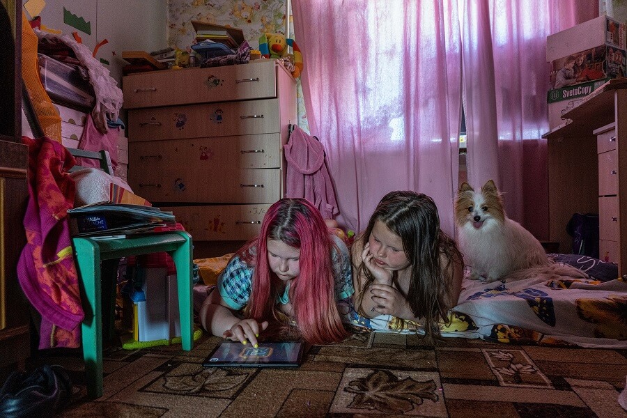 Russia: Uliana, who came in from the cold | © Natalya Saprunova, Russia/France Russia: Uliana, who came in from the cold