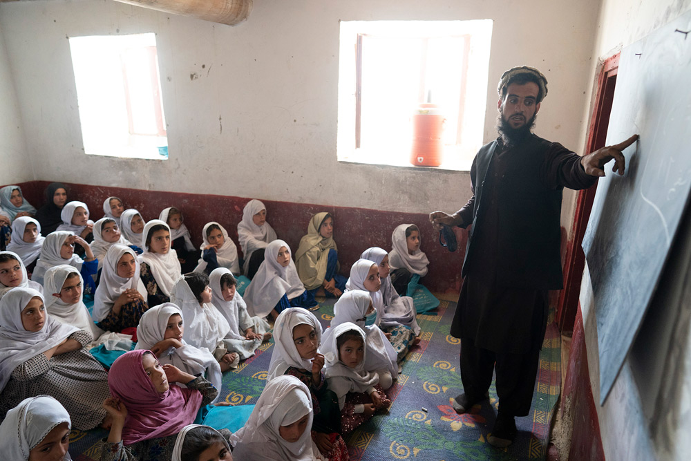 Afghanistan: The Secret School for Girls | © Daniel Pilar, Germany, FAZ, Agency laif Afghanistan: The Secret School for Girls