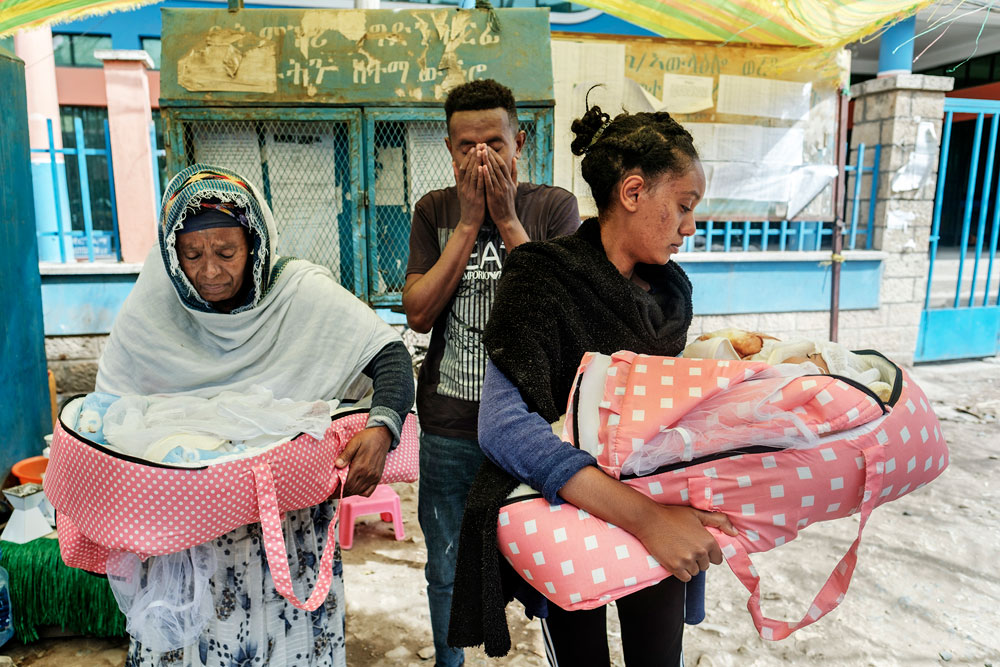Tigray, Ethiopia: Taking Refuge in Books | © Eduardo Soteras, Argentina, AFP (Agence France Press) Tigray, Ethiopia: Taking Refuge in Books