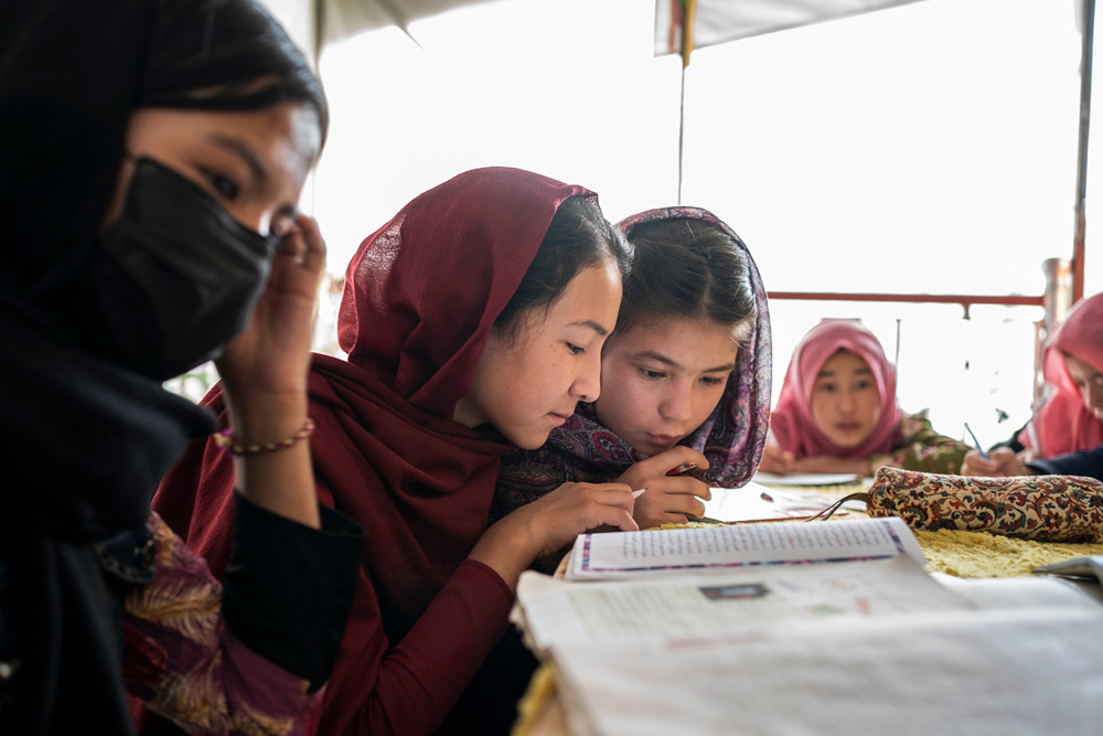 Afghanistan: The Secret School for Girls | © Daniel Pilar, Germany, FAZ, Agency laif Afghanistan: The Secret School for Girls