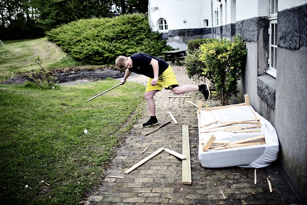 Wenn die Familie geschlossen wird. © Joachim Adrian/Danish School of Photojournalism