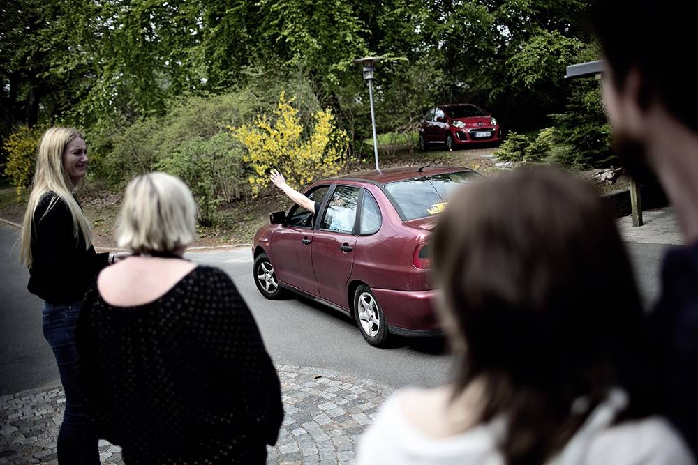 Wenn die Familie geschlossen wird. © Joachim Adrian/Danish School of Photojournalism