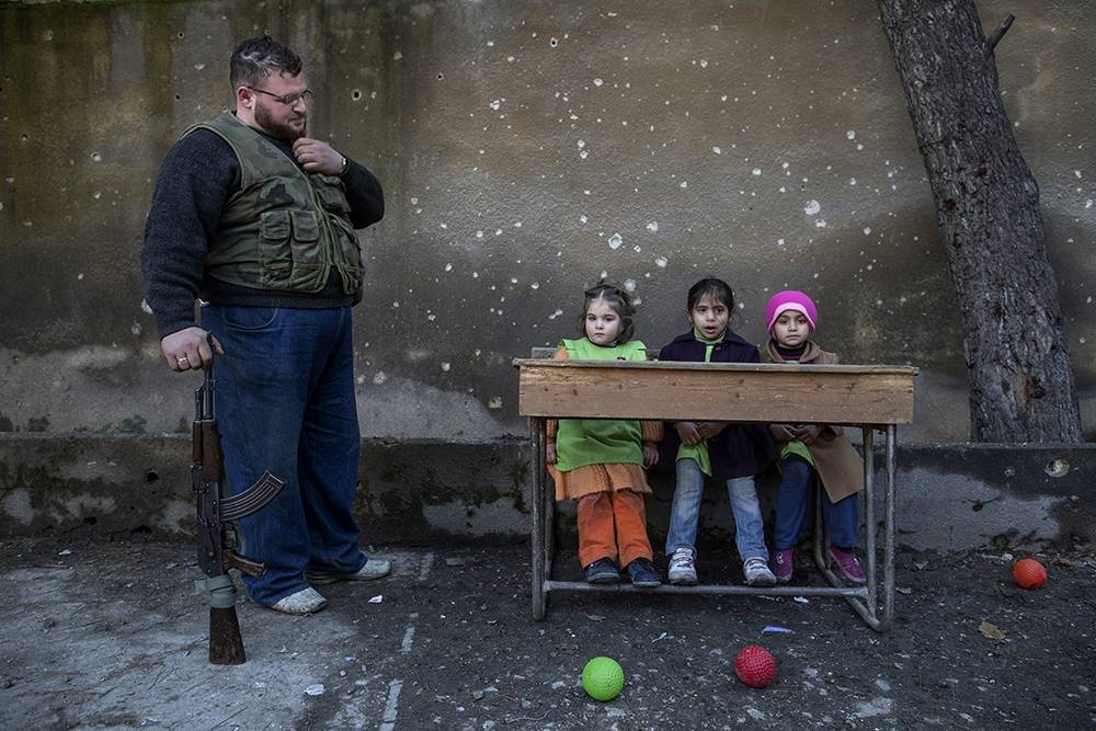 Syrien: Das vergessene Leid der Kinder. © Niclas Hammarström/Kontinent Syrien: Das vergessene Leid der Kinder. © Niclas Hammarström/Kontinent