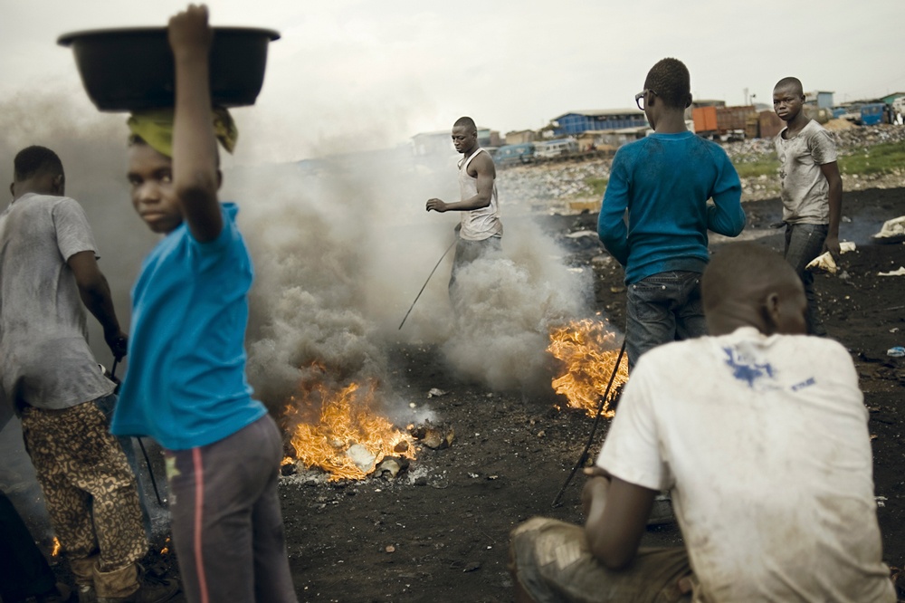 Ghana: Unser Müll in Afrika. | © Kai Löffelbein/Student der Fotografie, Hochschule Hannover Ghana: Unser Müll in Afrika. © Kai Löffelbein/Student der Fotografie, Hochschule Hannover
