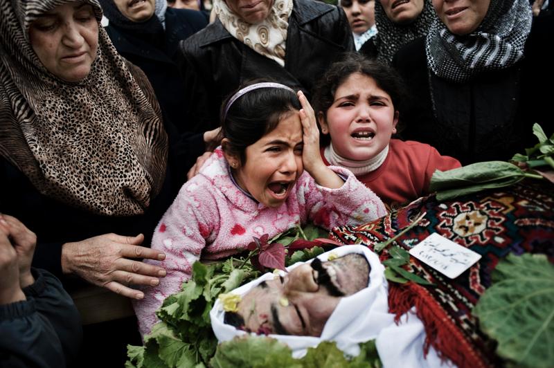 Syria: Children between the lines. © Alessio Romenzi/Agentur Corbis Images