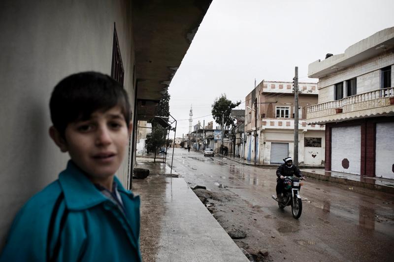 Syria: Children between the lines. © Alessio Romenzi/Agentur Corbis Images