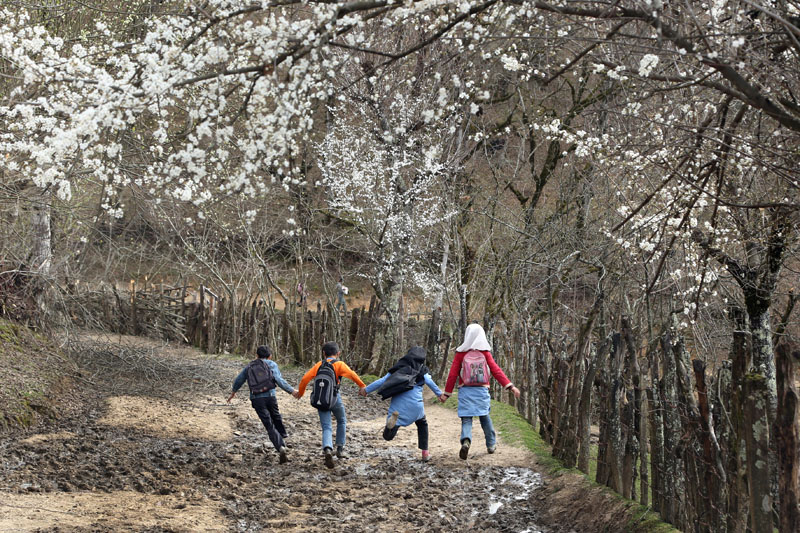 Iran: No distance too far to get to school | © Mohammad Golchin (Freelance Photographer)