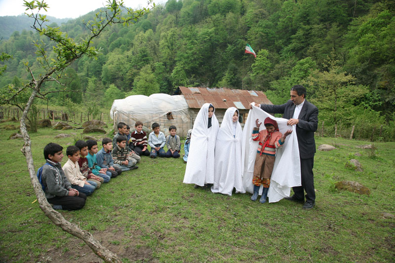 Iran: No distance too far to get to school | © Mohammad Golchin (Freelance Photographer)