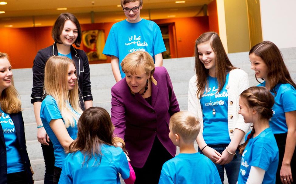 JuniorBotschafter*innen bei Bundeskanzlerin Angela Merkel.