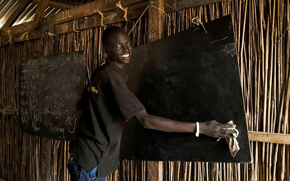 Südsudan: Changkuoth geht in siebte Klasse der Naath Grundschule