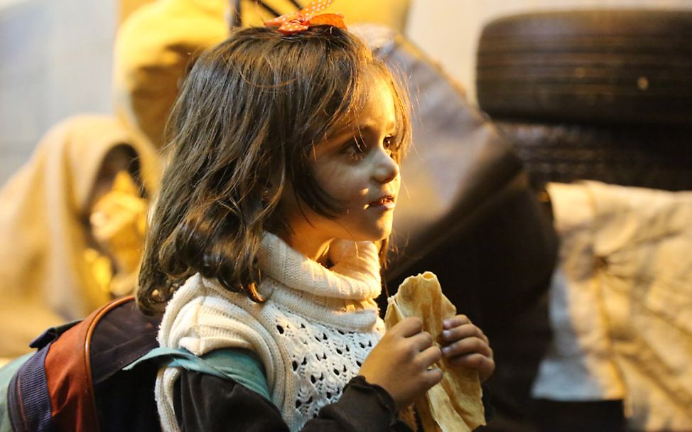 Syrien Madaya: Mädchen bei Ankunft des Helferteams