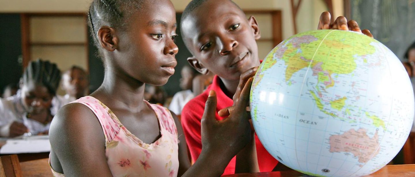 UNICEF in Liberia: Kinder beim Lernen in der Schule