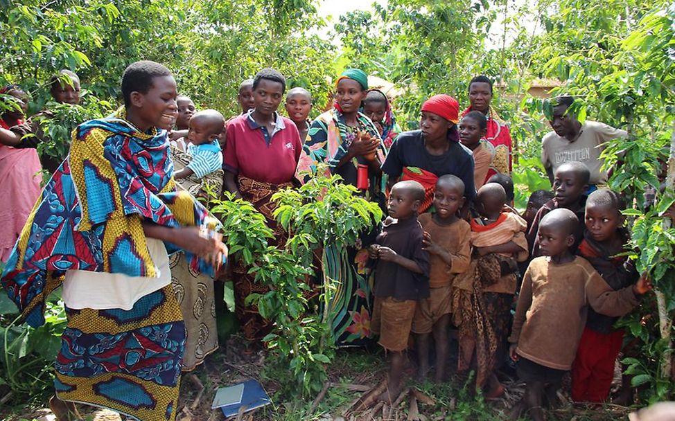 Burundi Gesundheit Frauengruppe (© UNICEF/Kristina Müller)