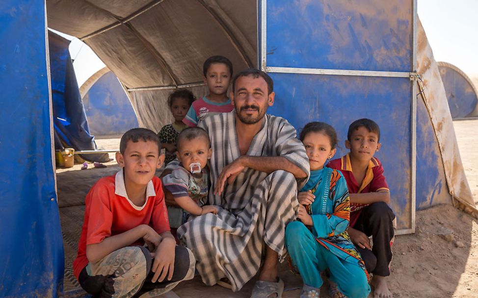 Irak: Irakische Flüchtlingsfamilie ohne Mutter