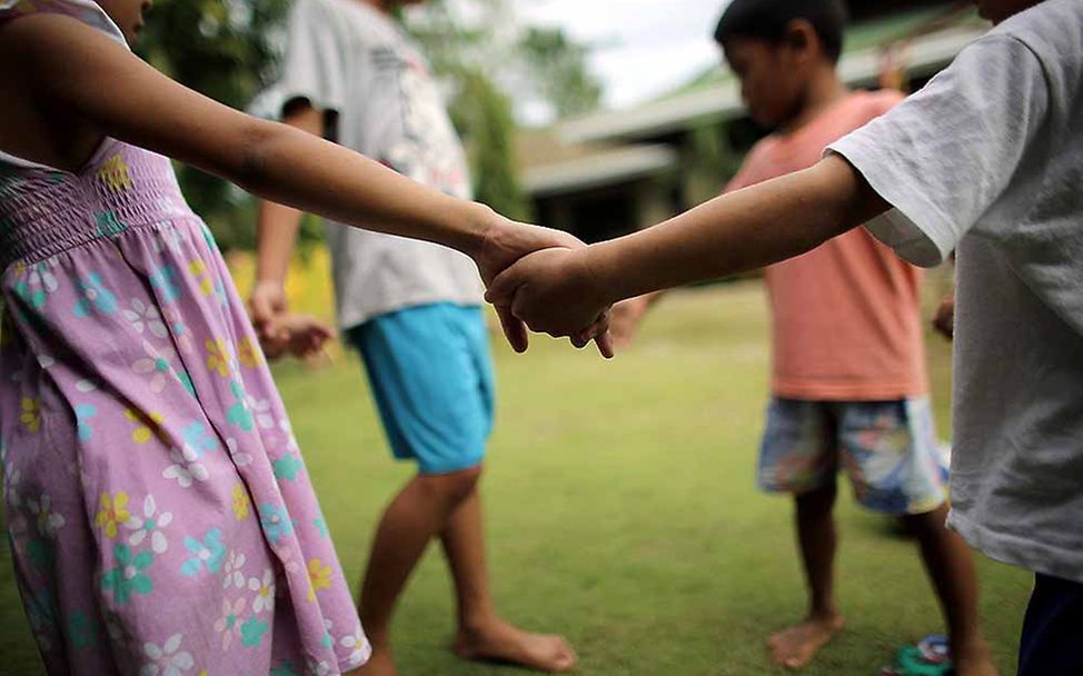 Philippinen: UNICEF möchte allen Kindern ein sicheres Aufwachsen ermöglichen