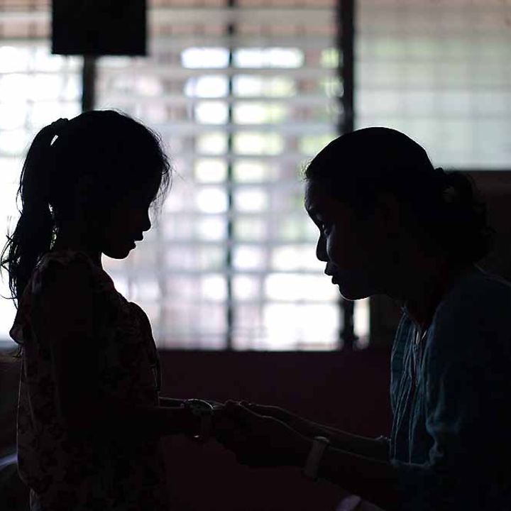 Professionelle Hilfe für Missbrauchsopfer auf den Philippinen 