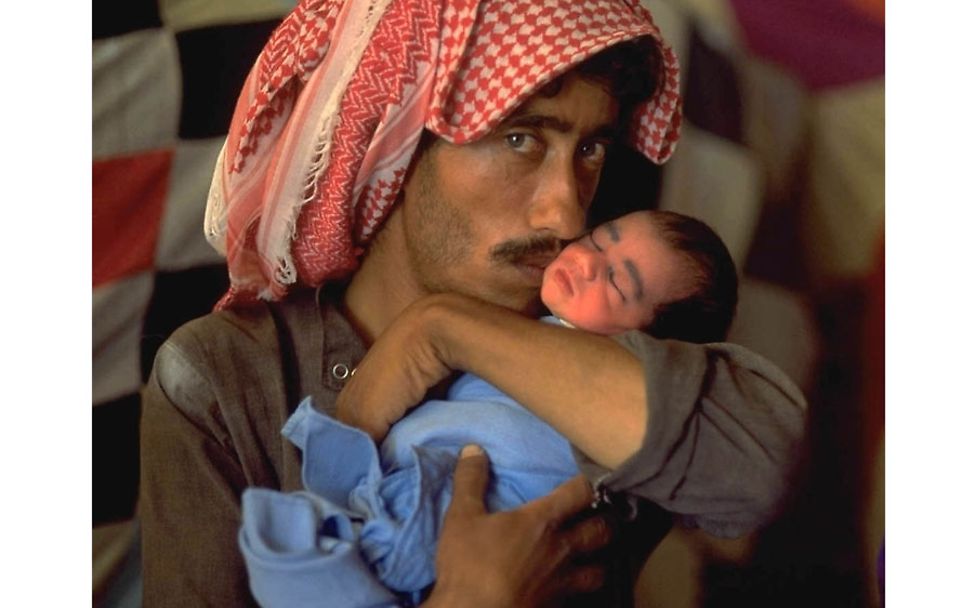 Vater und Sohn aus einer Nomadengruppe bei Damaskus, Syrien