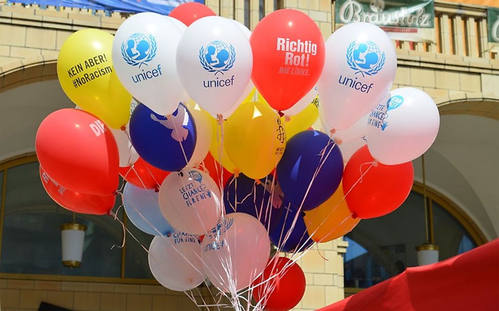 Ehrenamtliche: In Chemnitz werden Ballons steigen gelassen