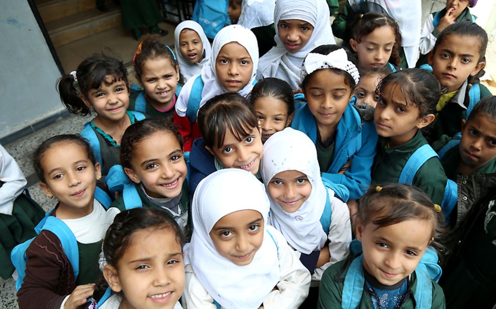 Jemen: Kinder freuen sich auf die Schule