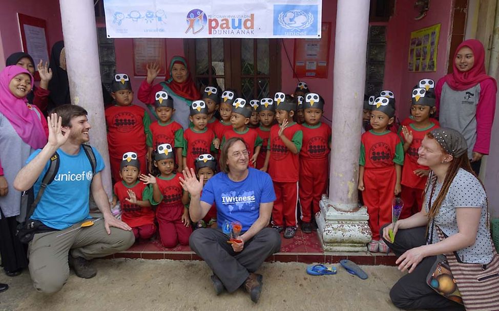 UNICEF Projektreise nach Indonesien: Die Pinguin-Gruppe heißt uns willkommen