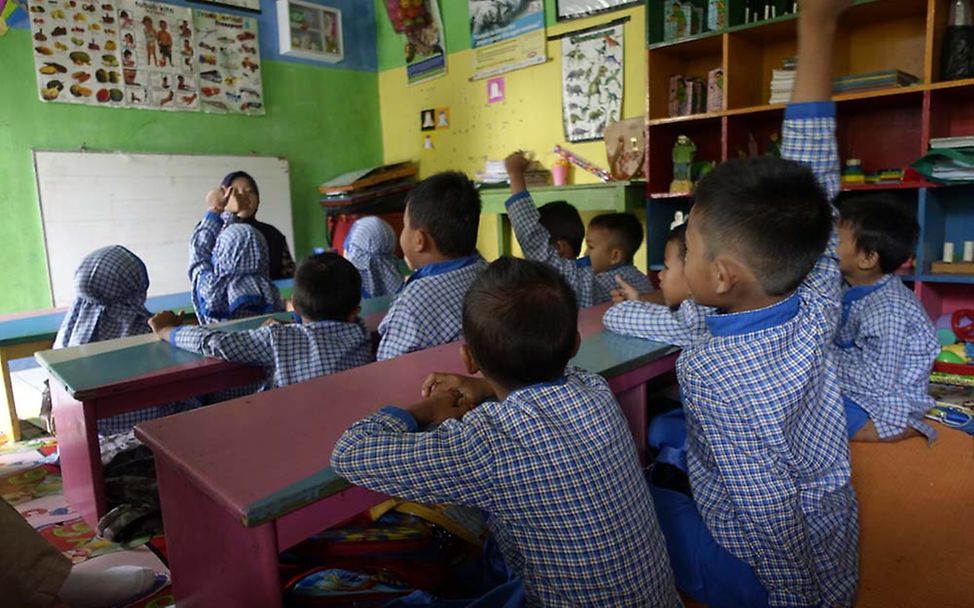 UNICEF Projektreise nach Indonesien: Kinder haben Spaß zu lernen