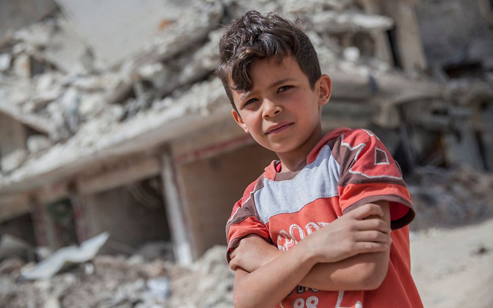 G20: Syrischer Junge im zerstörten Aleppo