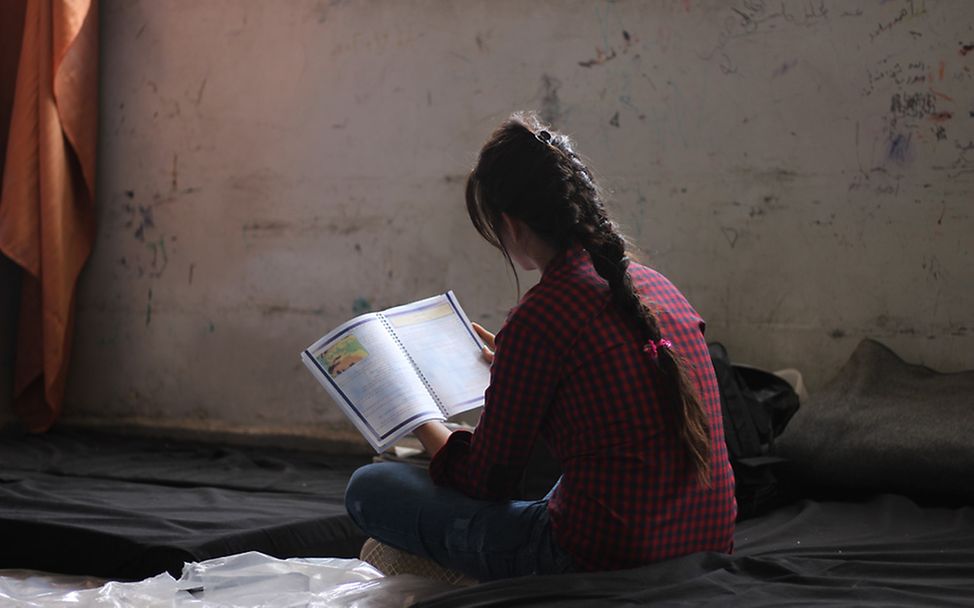 Syrien - Bildung trotz Krieg: Nadeen will unbedingt Lehrerin werden.
