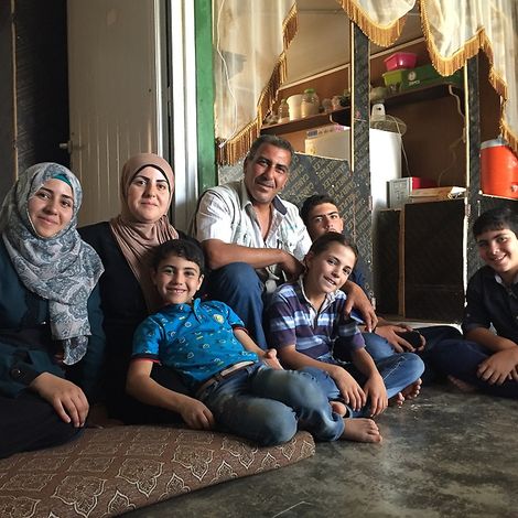 Ein Leben in der Zeltstadt: Omaima und ihre Familie im Flüchtlingslager Za’atari