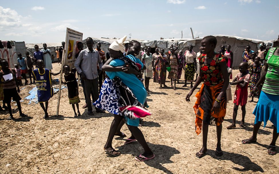 Südsudan: Innige Umarmungen bei der Zusammenführung einer Familie 