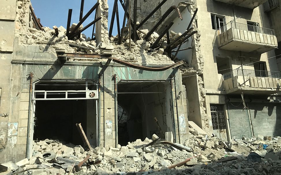 Syrien: Ein zertrümmertes Haus in Aleppo