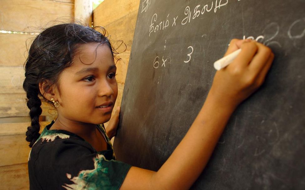 Frieden bewahren: UNICEF hat in Sri Lanka Programme an den Grundschulen durchgeführt. 