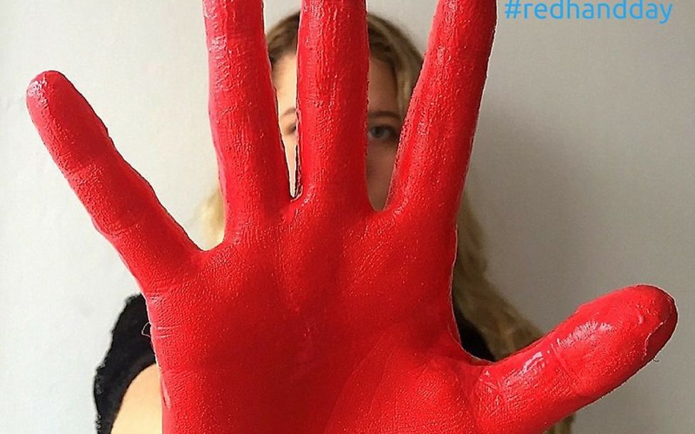 red_hand