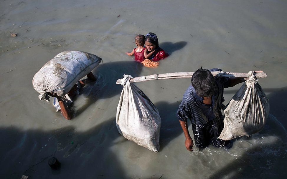 Überstürzt hatten Hunderttausende Rohingya Myanmar verlassen, um der Gewalt zu entkommen.