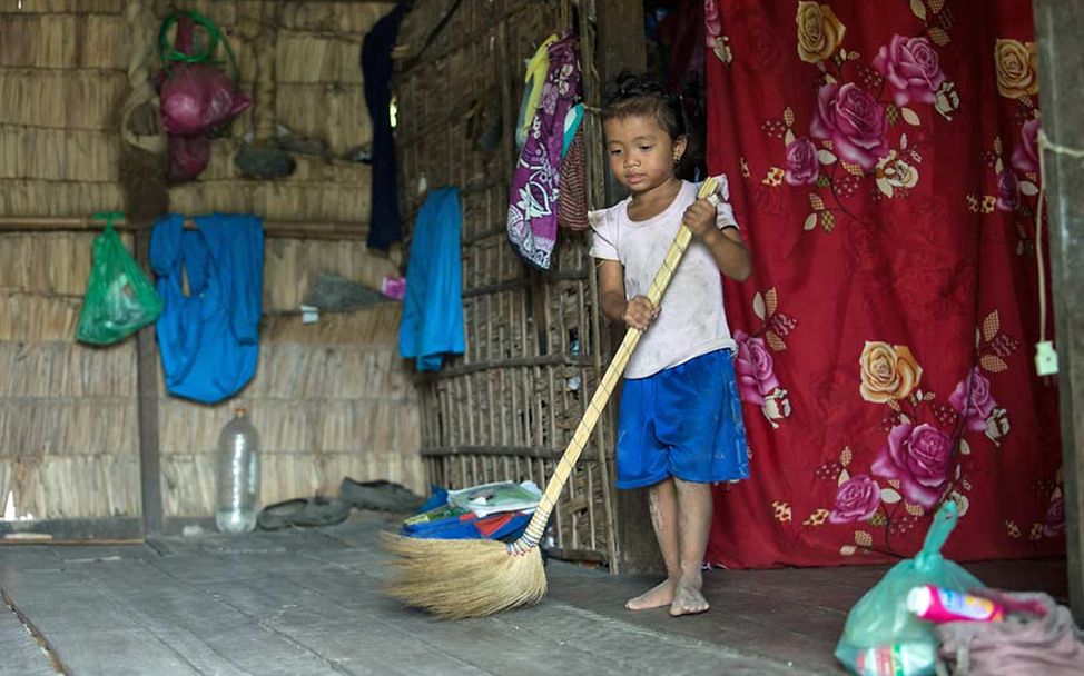 Kambodscha Kinderschutz: Viele Kinder in Kambodscha müssen arbeiten, um ihre Familien zu unterstützen. 
