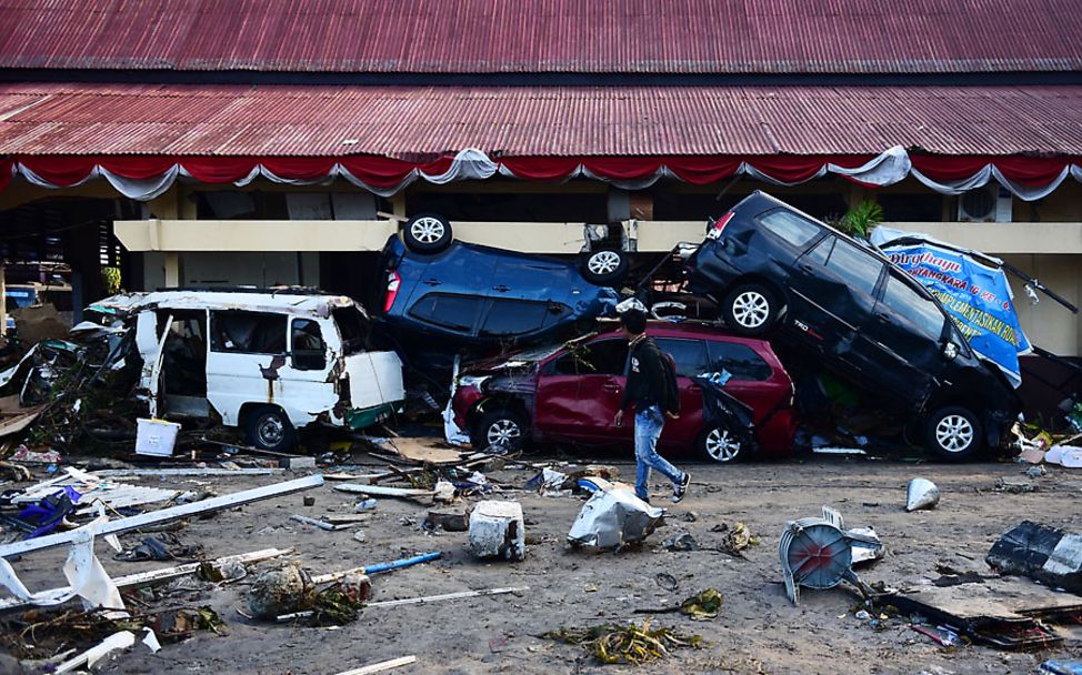 Zerstörungen auf Sulawesi nach Erdbeben und Tsunami